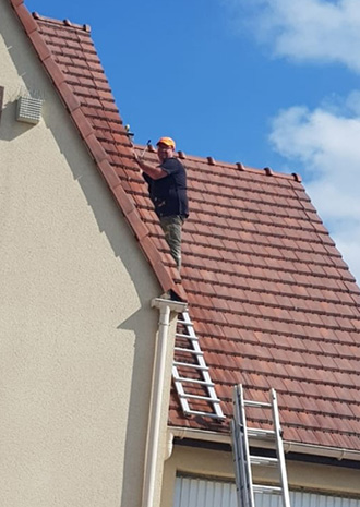 Couverture en tuiles à Cergy dans le Val d'Oise (95)